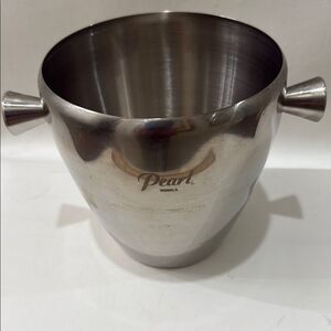 Pearl Vodka Silver Wine Champagne Ice Dining Bar Cocktail Modern Elegance